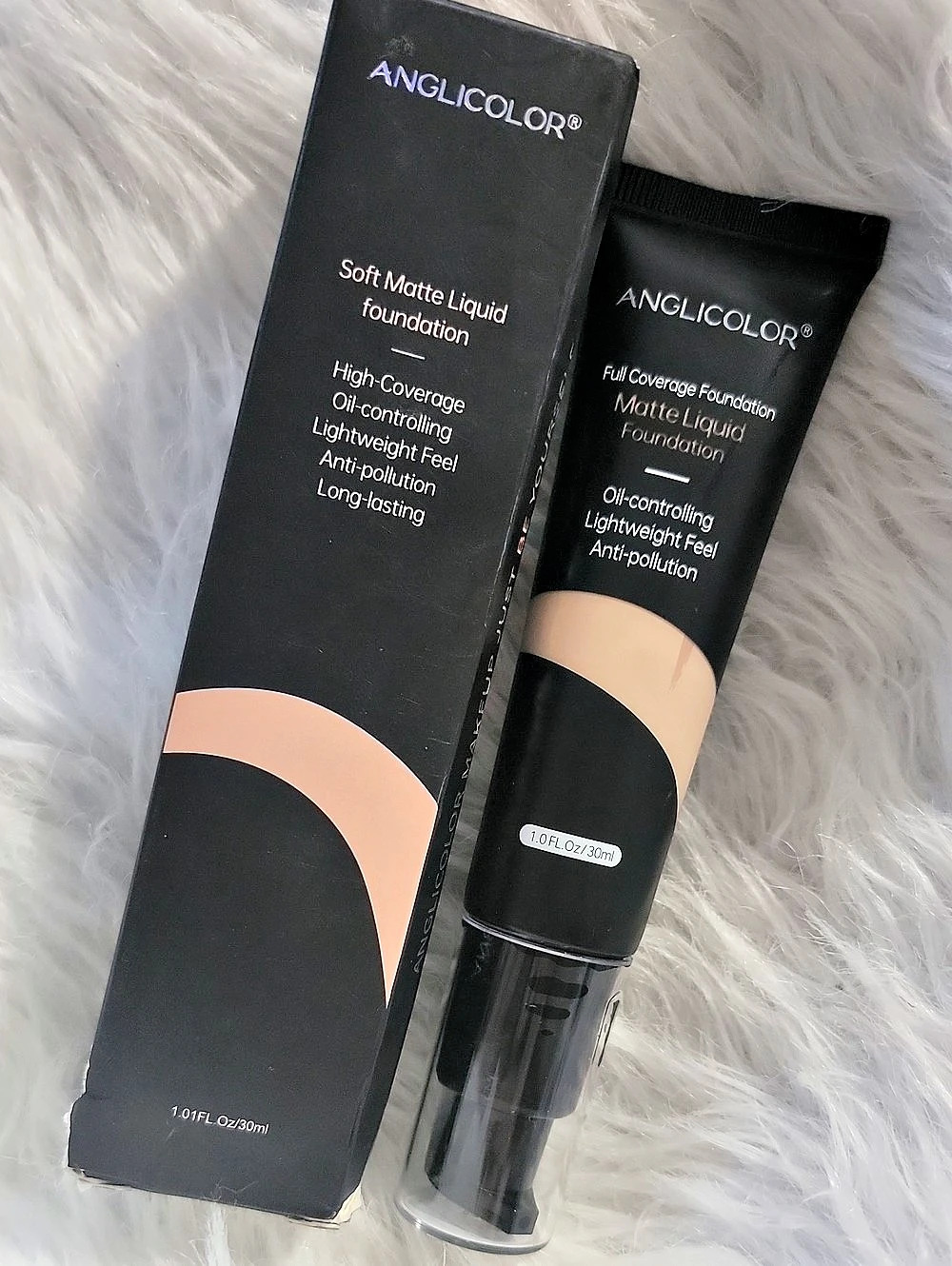 ANGLOCOLOR Soft Matte Liquid Foundation #102 Nude Foundation NWT
